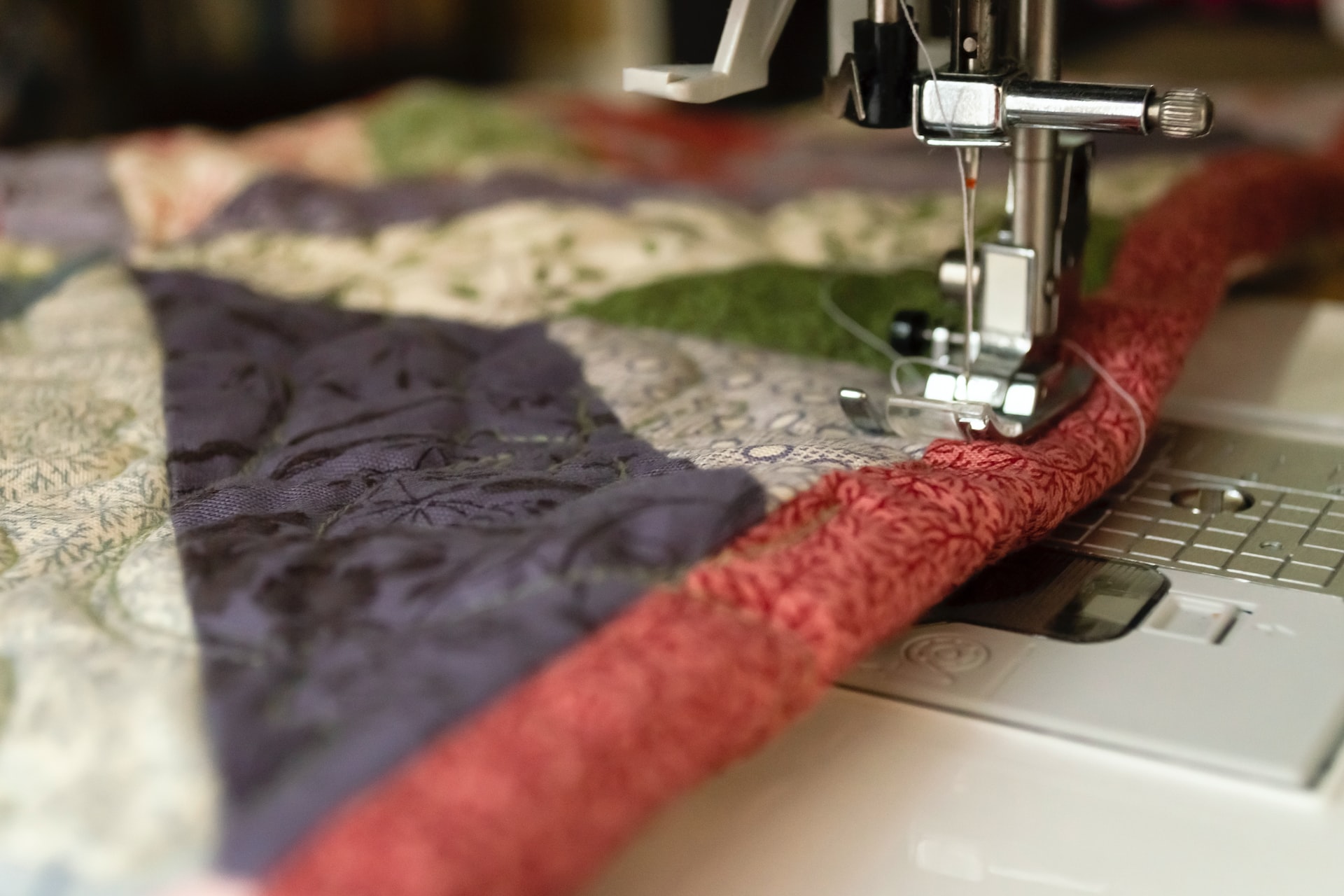 Académie des savoir-faire.  Les textiles