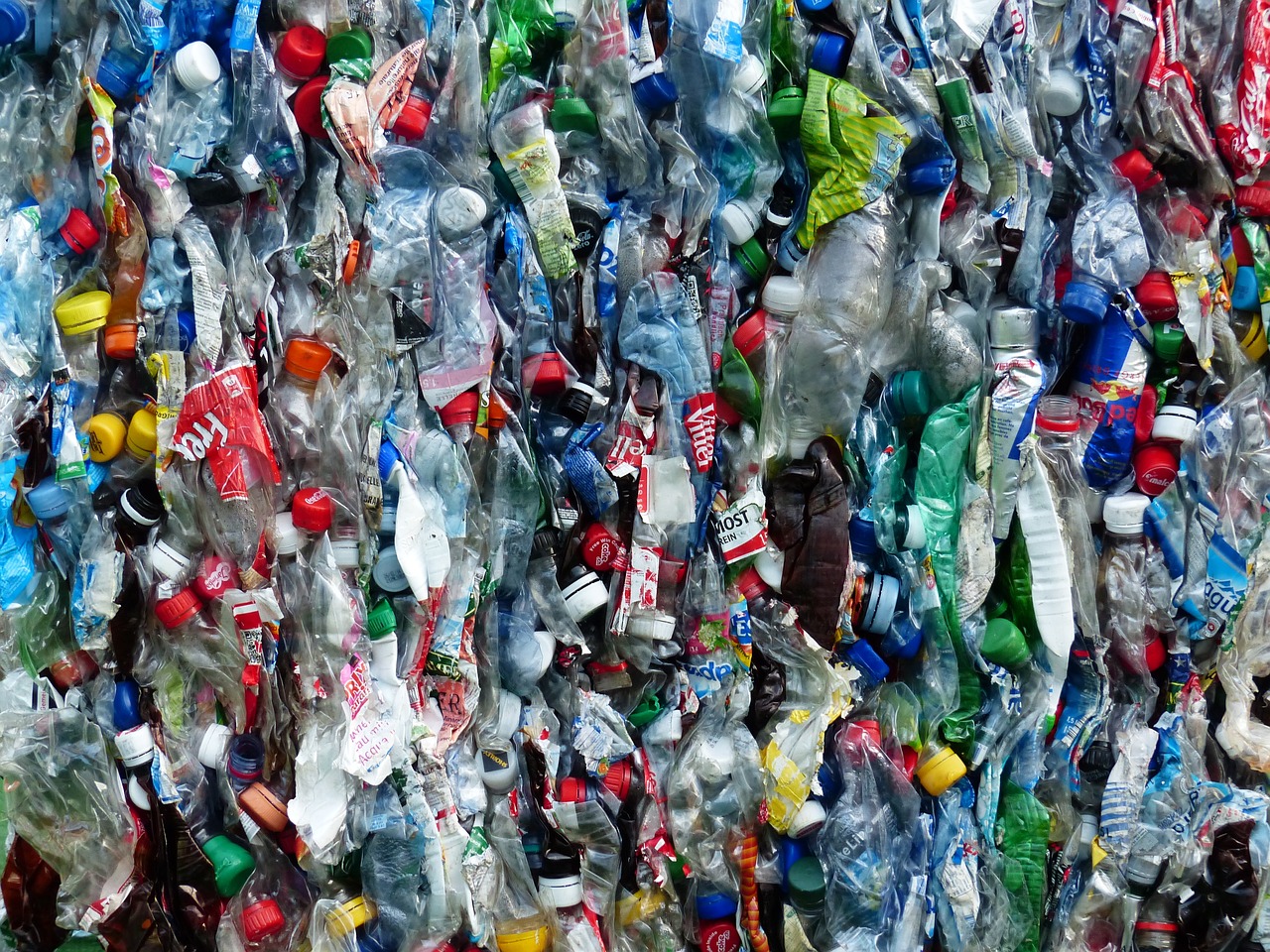 Recycler les déchets plastiques marins