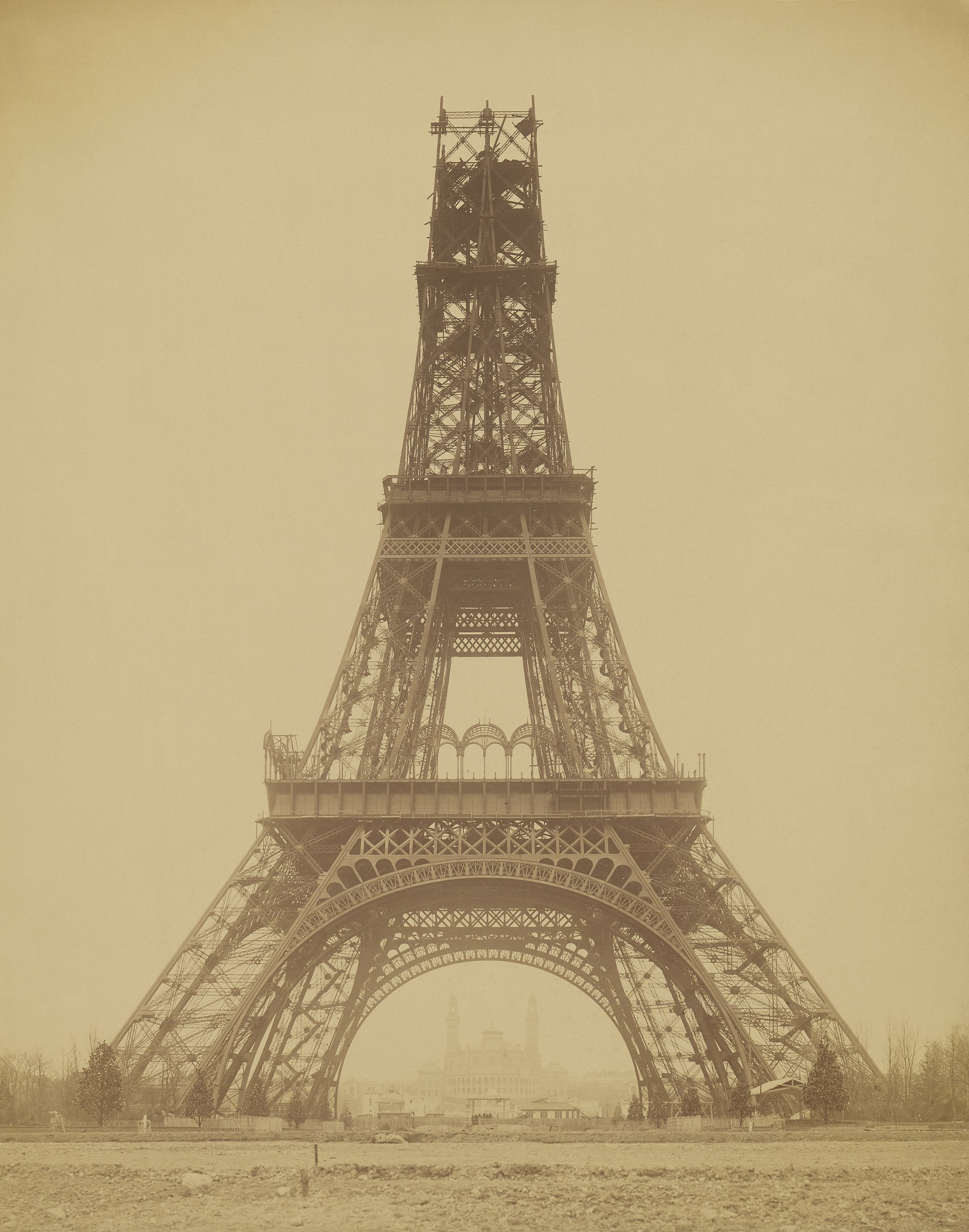 1887  La tour Eiffel - La convention de construction