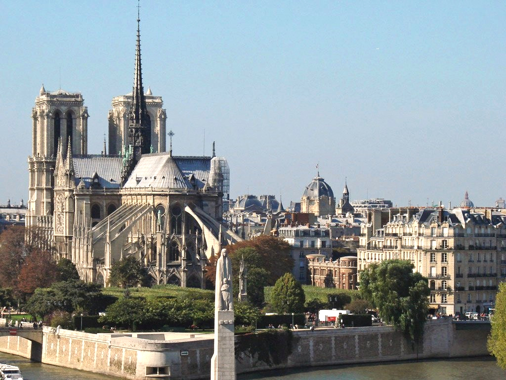 Notre-Dame de Paris : du Moyen-Âge au 21e siècle